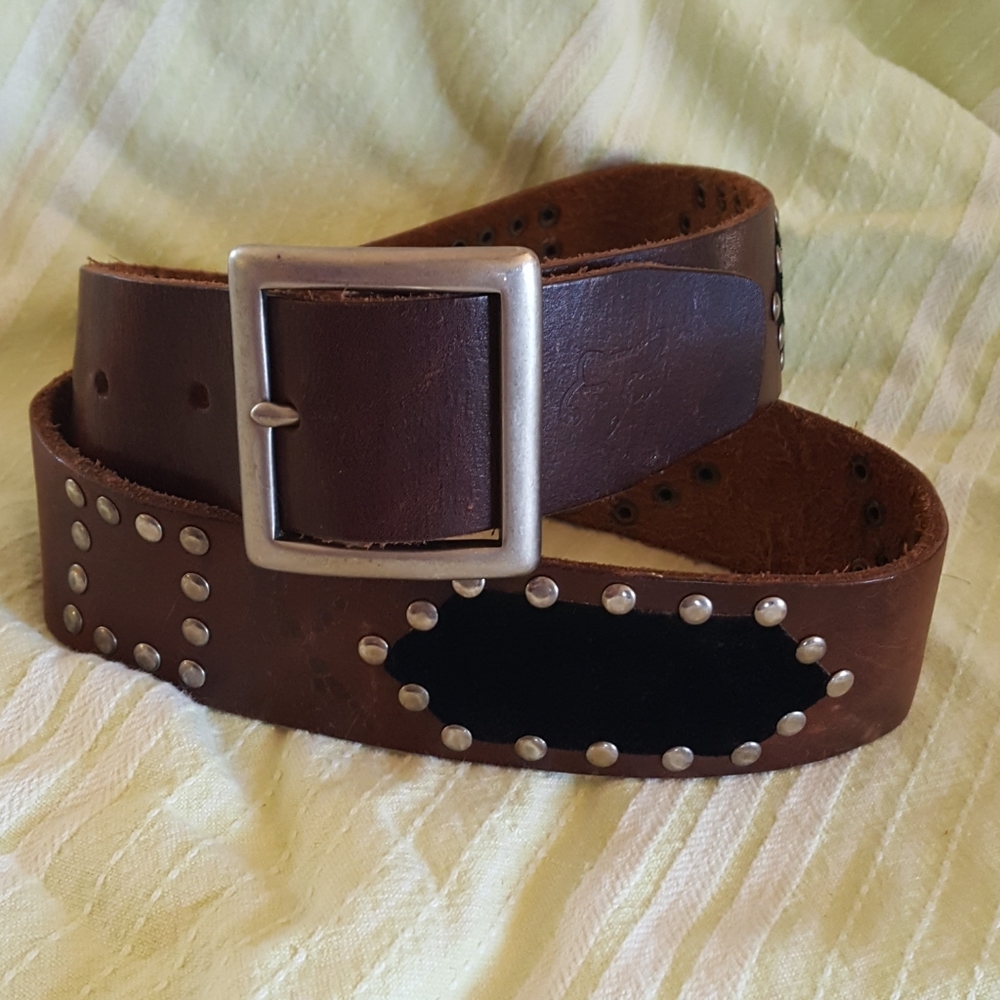 Genuine Leather Belt size 32/34 GUC